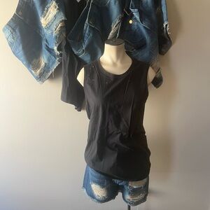 Black Sleeveless Top